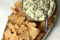 Creamy Slow Cooker Spinach and Artichoke Dip Recipe