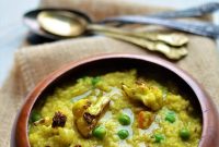 Instant Pot Dalia Khichdi Recipe for Weight Loss-Friendly Meals