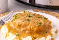 Slow-Cooker Creamy Ranch Pork Chops with Garlic and Herbs