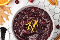 Slow Cooker Cranberry Sauce Recipe for Thanksgiving