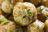 Spicy Buffalo Chicken Meatballs with Blue Cheese Dip