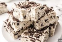 Decadent Oreo Fudge Recipe: Creamy No-Bake Chocolate Squares