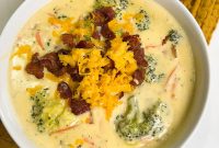 Creamy Broccoli and Cheddar Soup Recipe for Cozy Dinners