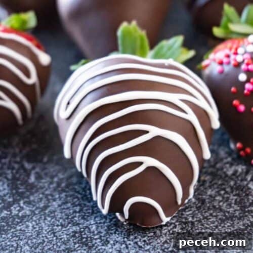 easy chocolate covered strawberries featured image