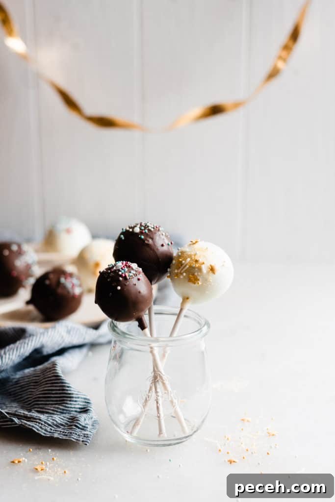 Cake pops ready to serve