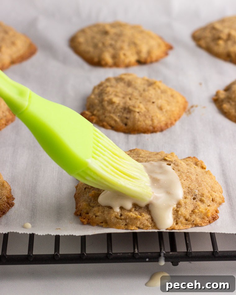 Icing oatmeal cookies