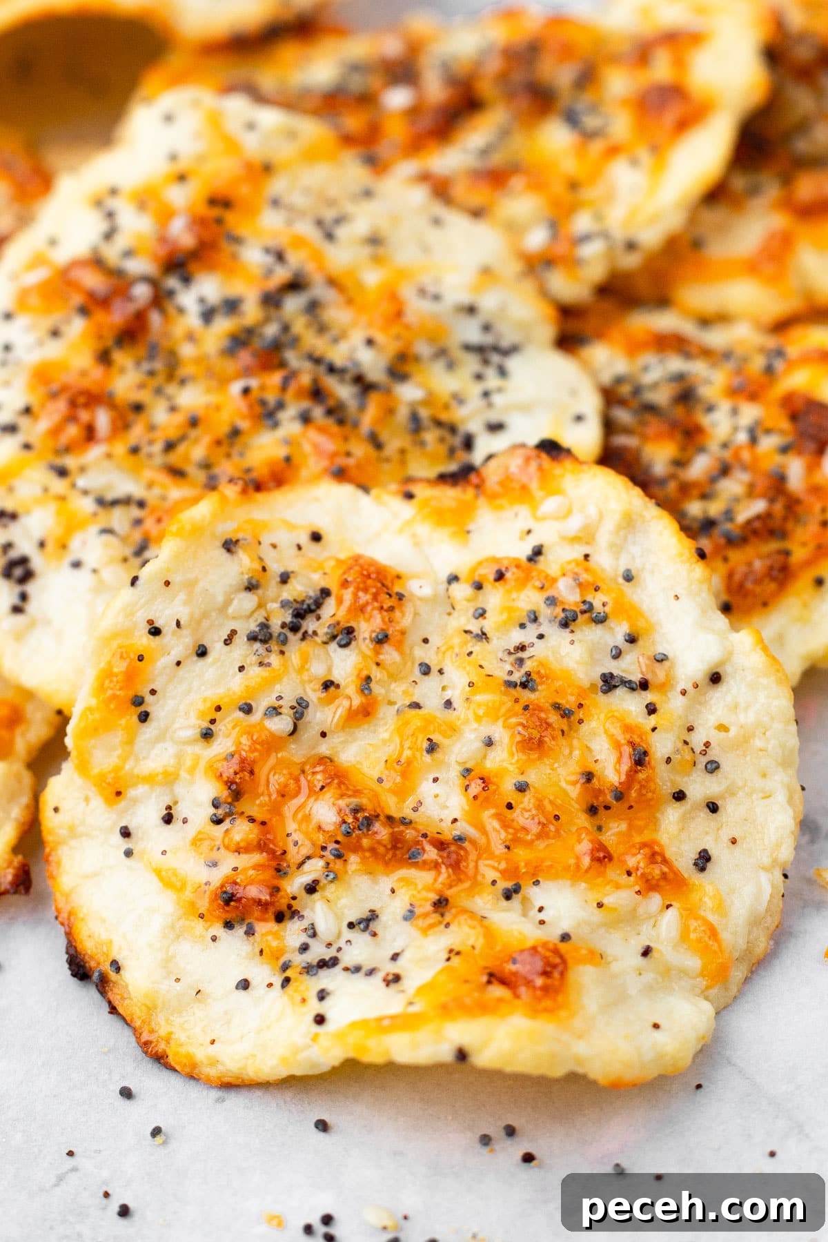 21 High-Protein, Low-Carb Summer Snacks for Hot Days 8 cottage cheese chips