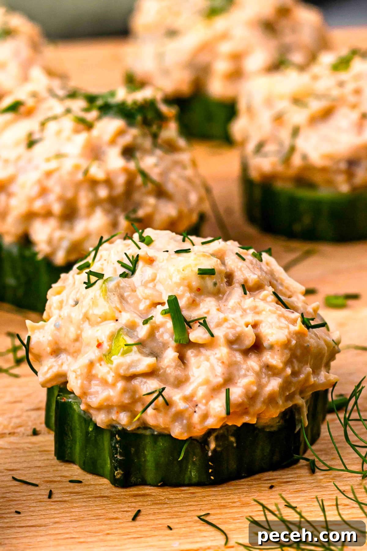 21 High-Protein, Low-Carb Summer Snacks for Hot Days 10 chicken salad bites