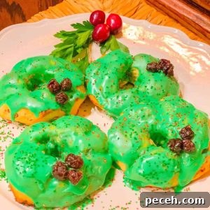 Southern Soul Food Christmas Desserts: Classic Holiday Sweets Guide 18 Mini Pillsbury Cinnamon Roll Christmas Wreaths