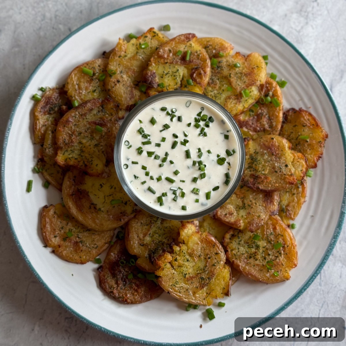 Crispy Smashed Baby Potatoes with Garlic and Herbs 8 img 2941 15