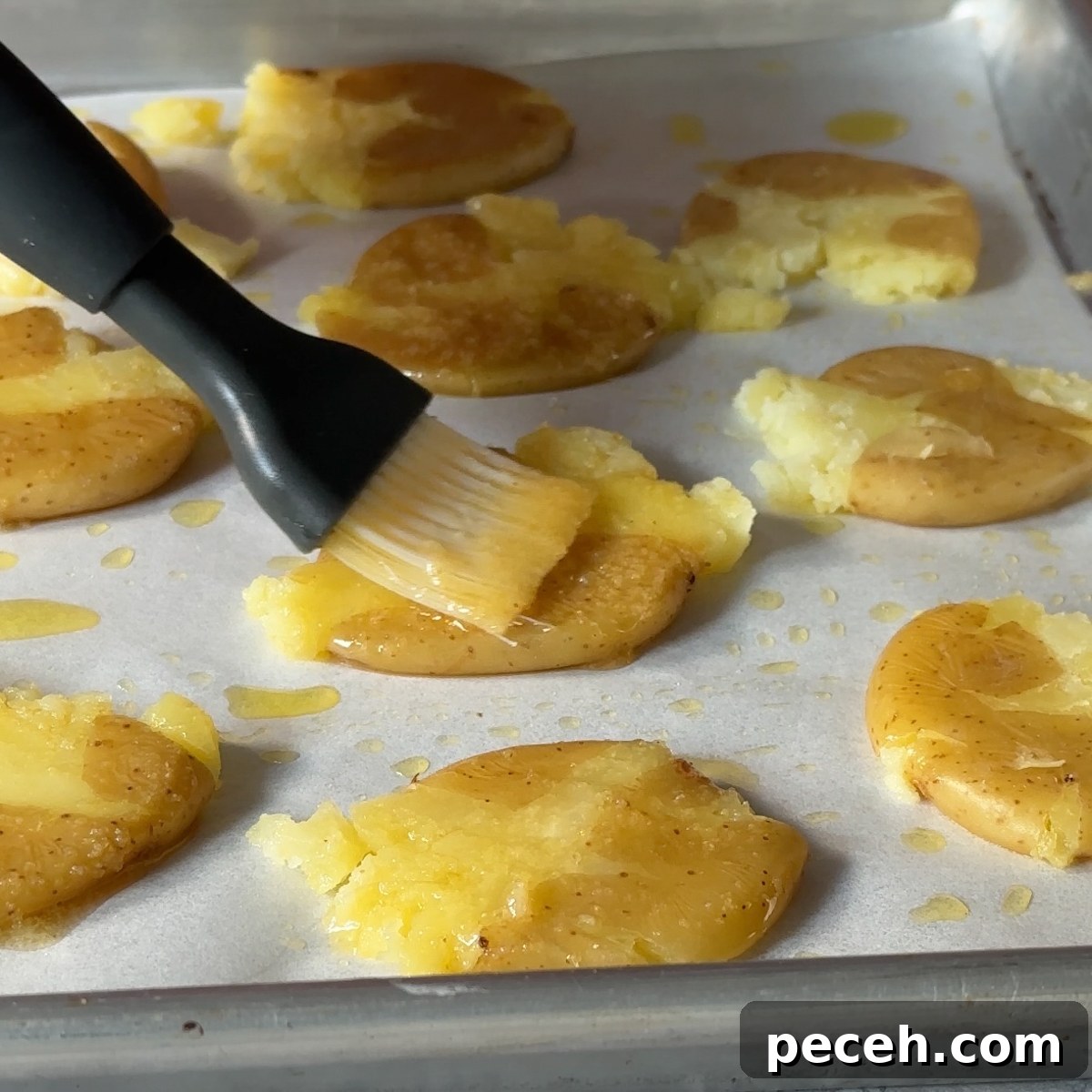 Crispy Smashed Baby Potatoes with Garlic and Herbs 5 img 2941 4