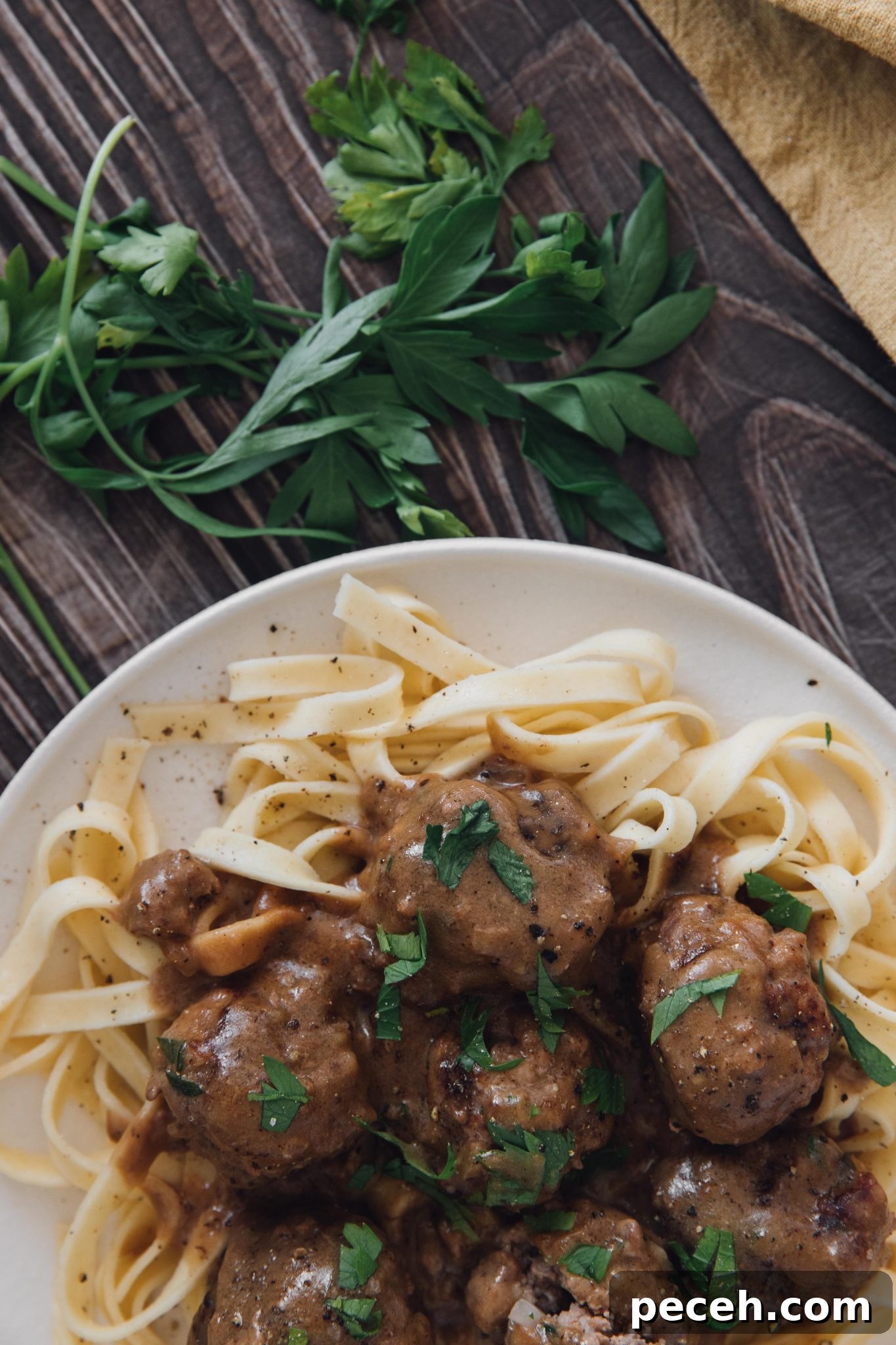 French Onion Chicken Meatballs with Melted Gruyère 4 Easy French Onion Chicken Meatballs