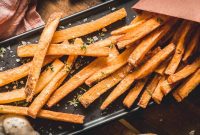 Crispy Garlic Fries You Can Make at Home