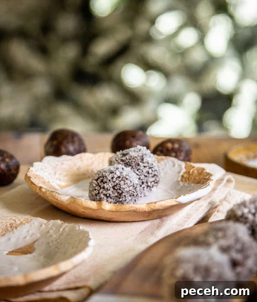 Prosciutto-Wrapped Prunes: Sweet and Savory Appetizers 5 traditional sugar plums recipe