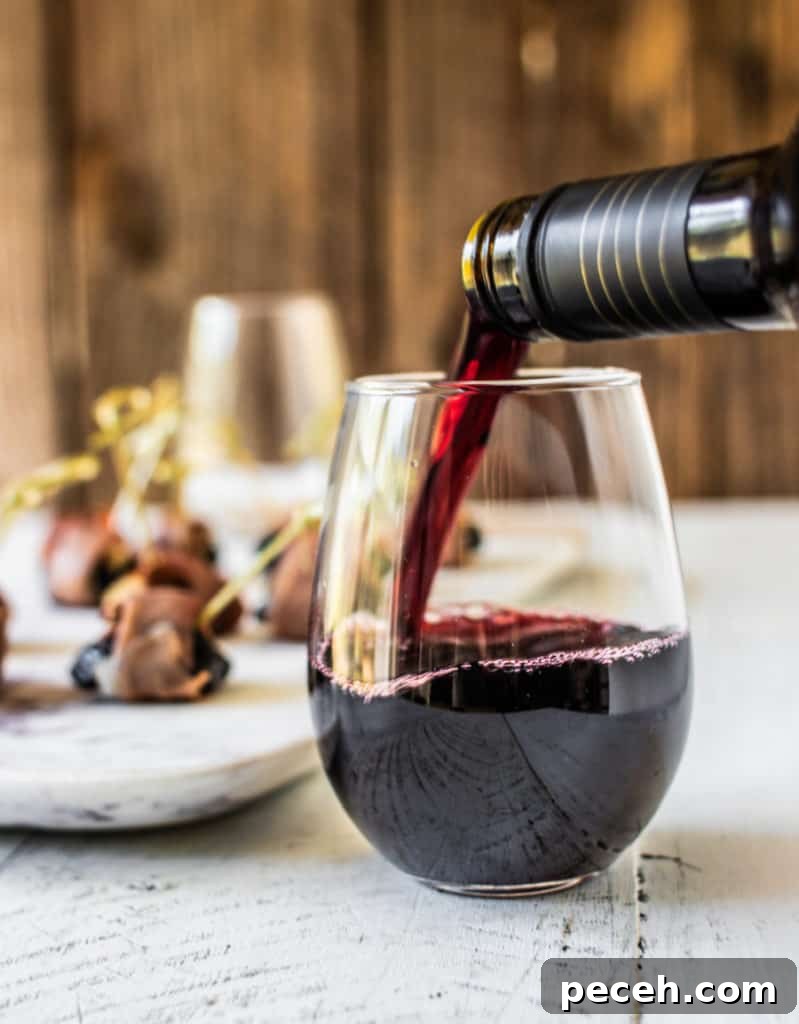 Prosciutto-Wrapped Prunes: Sweet and Savory Appetizers 7 the perfect appetizer for tasting with red wine: Prosciutto Wrapped Prunes